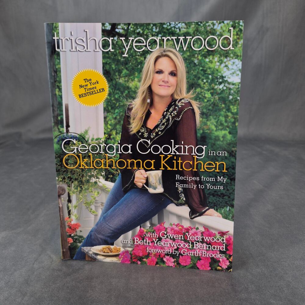 Georgia Cooking in an Oklahoma Kitchen Recipes from My Family to Your Softcover
